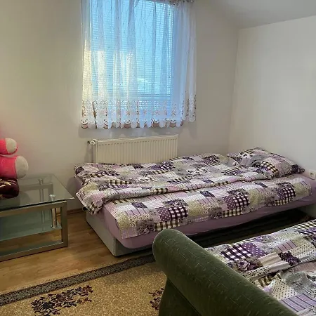 Piramida Mjeseca I Sunca Lägenhet Visoko